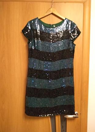 Шикарное платье расшито паетками. размер 12-143 фото