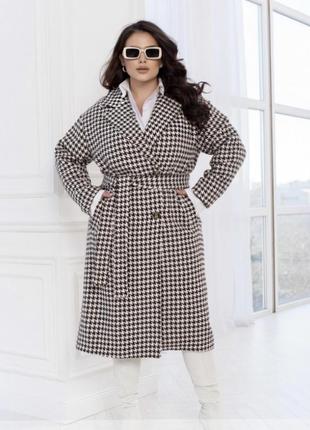 Яскраве двобортне пальто oversize, 60% - вовна.