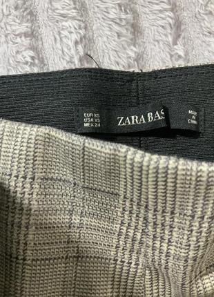 Серо-бежевые брюки zara basic на широкой резинке3 фото