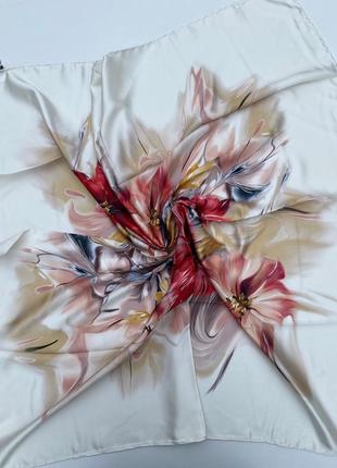 Ніжна шовкова хустка /платок 🤍3 фото