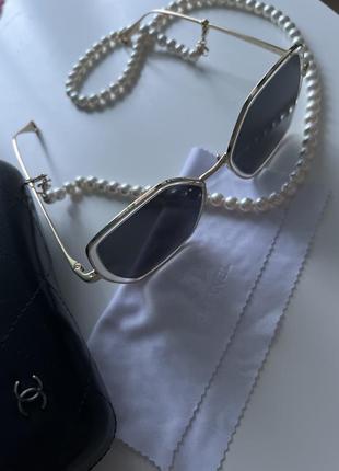 Солнцезащитные очки chanel1 фото
