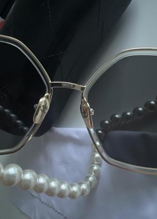 Солнцезащитные очки chanel3 фото