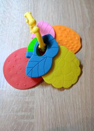 Грызунки яблоко хурма клубника виноград