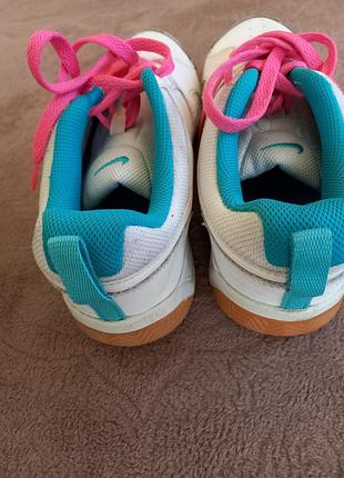 Продам кроссовки nike 4