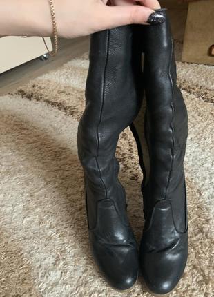 Кожаные сапоги на каблуке на овчине 36 размер
