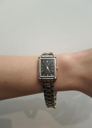 Годинник  вінтажний  pierre cardin в стилі old money