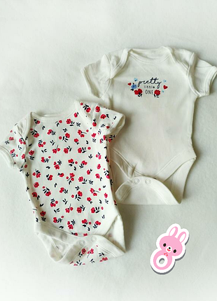 Набір нових бодиков новонародженому