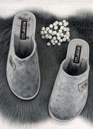 Тапочки женские домашние белста с закрытым носком велюровые серого цвета1 фото