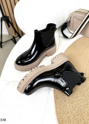 Стильные лаковые кожаные женские ботинки деми/зима 💙💛🏆10 фото