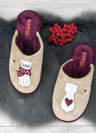 Тапочки женские комнатные белста с закрытым носком бежевые с котиком фиолетовая стелька