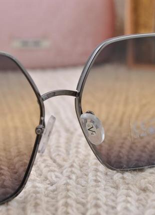 Безоправные солнцезащитные очки с красивым градиентом gian marco venturi gmv8704 фото