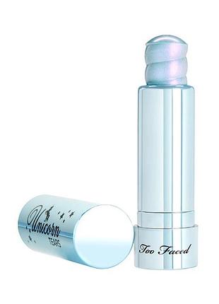 Стик-хайлайтер too faced unicorn dreams highlighting stick, 7 гр.