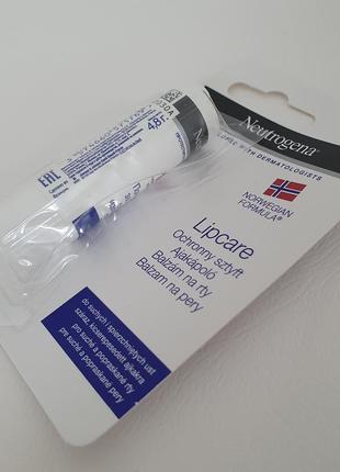 Гигиеническая губная помада neutrogena норвегия2 фото