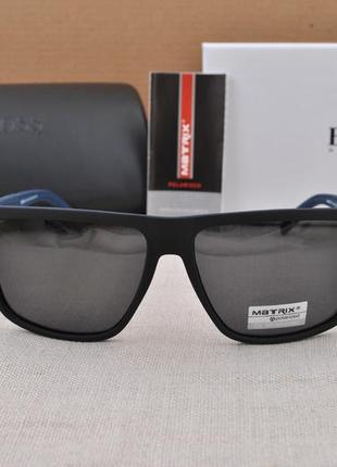 Фірмові чоловічі сонцезахисні окуляри matrix polarized  mt8418   wayfarer