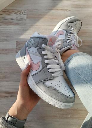 Кроссовки nike air jordan 1 grey pink