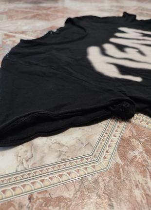 Стильна чоловіча футболка tigha з розмитим туговим принтом у рокерському стилі в стилі diesel6 фото