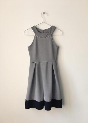 Милое платье в черно-белую полоску new look полосатое платье-скейтер5 фото