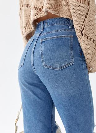 Женские mom джинсы с потертостями2 фото