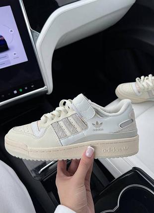 Кроссовки adidas forum new beige