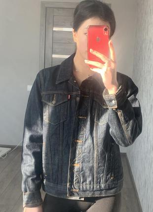 Джинсова куртка levi’s