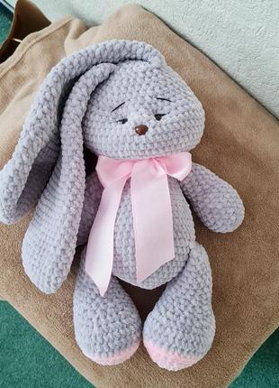 Кролик / зайчик из плюшевой пряжи. вязанная игрушка. амигуруми5 фото