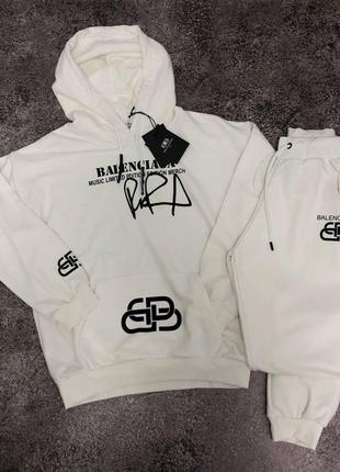 Эксклюзивный костюм balenciaga music limited edition