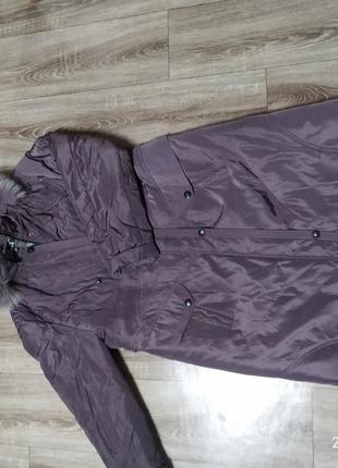 Жіночий пуховик ,пальто