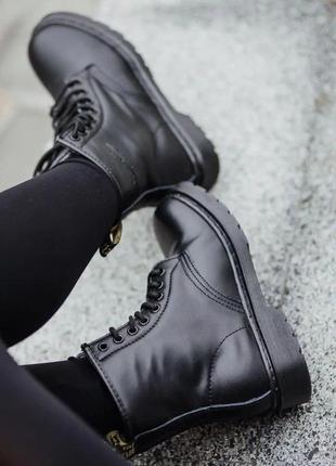 Ботинки dr martens женские кожаные ботинки martens, мартинсы осень-весна🔥5 фото