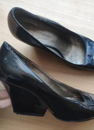 Туфли женские