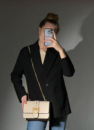 Женская стильная бежевая сумка с цепочкой через плечо pinko 🆕небольшая сумка2 фото