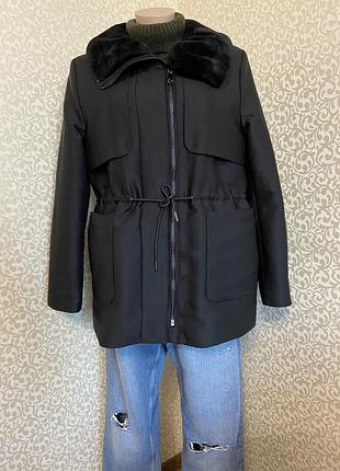 Стильна куртка під пояс esprit