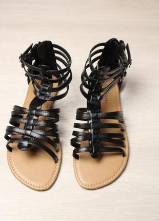 Нові чорні сандалі розмір за устілкою 25,5 wild diva босоніжки1 фото