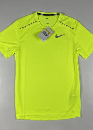 Новая мужская спортивная футболка nike1 фото