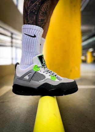 Кроссовки nike air jordan 4 retro se 95 "neon"