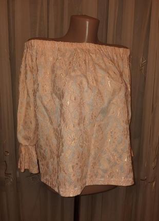 Блуза ніжного персиково абрикосового кольору з мереживною тканини
