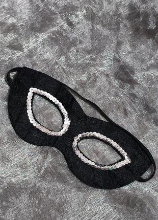 Маска карнавальна