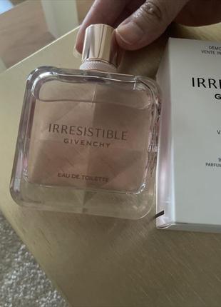 Givenchy  irresistible туалетна вода