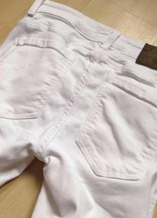 Белые скини джинсы с потертостями на завышенной талии zara3 фото