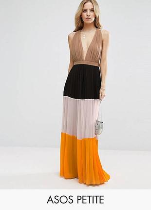 Стильна сукня плісе у форматі color block