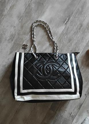 Сумка в стилі chanel