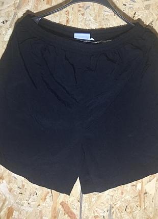 Вінтажні шорти asics