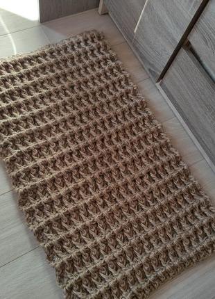 Небольшой плетеный коврик. маленький джутовый ковер. ковер для ванной комнаты.