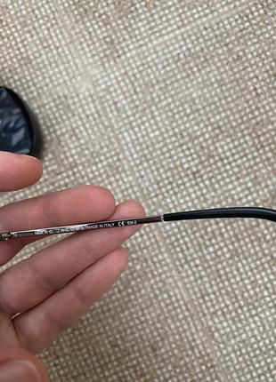 Очки солнцезащитные