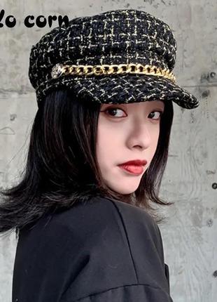 Твідова кепка кепі твід чорна з ланцюжком жіноча капелюх стильна з ланцюгом тепла зимова золотиста модна тренд 20232 фото
