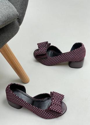 Босоножки бордовый с бантиком на удобном невысоком каблуке много цветов4 фото