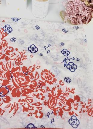 Красивый платок в цветочный принт шарф 110/1003 фото