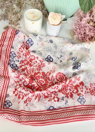 Красивый платок в цветочный принт шарф 110/1001 фото