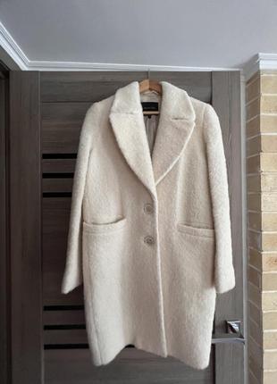 Пальто massimo dutti