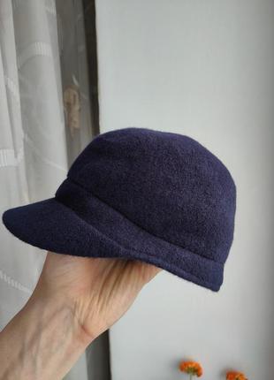 Вовняна кепка шапка с козирком шерстяна шапка 54-57 кепка бейсболка
kangol stetson barbour