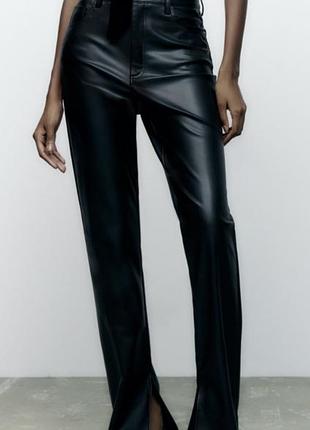 Кожаные брюки zara